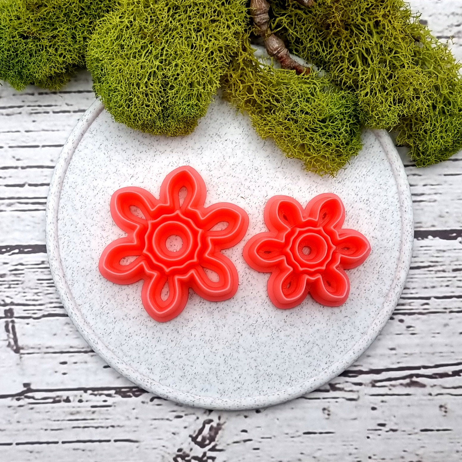 Flower Cutter #5 - Polymer Clay Cutters Plastic Cutters SweetyBijou   
