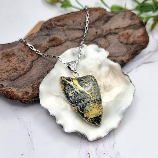 Unique Black-n-Gold Pendant out of Polymer Clay