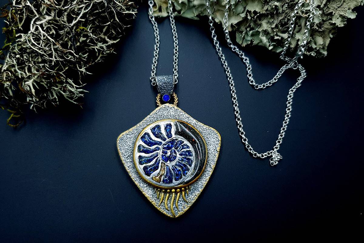 Blue Ammonite Pendant Pendant SweetyBijou Jewelry   